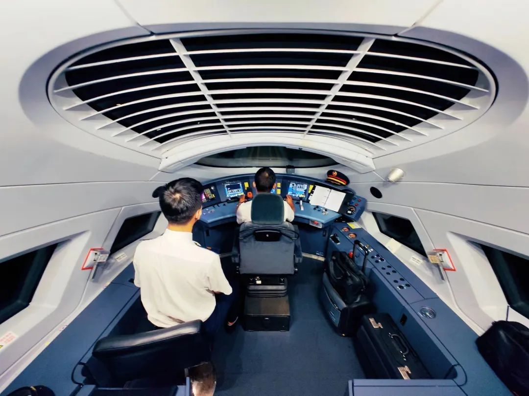 如何成为一名高铁司机攻略来了,成为高铁司机的条件