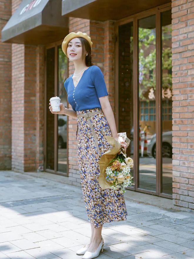 百搭必备的十款衣服,今年最流行的搭配是什么衣服