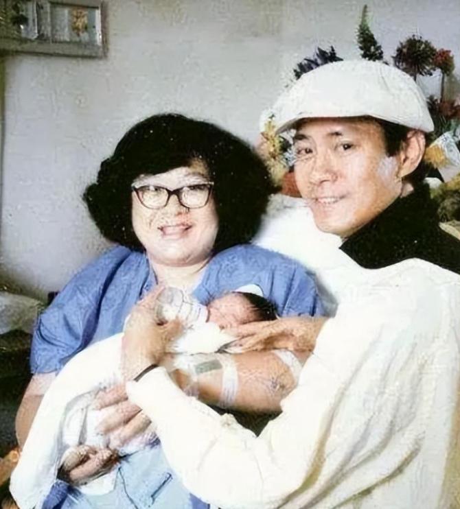 肥姐沈殿霞的女儿郑欣宜,沈殿霞女儿郑欣宜生病