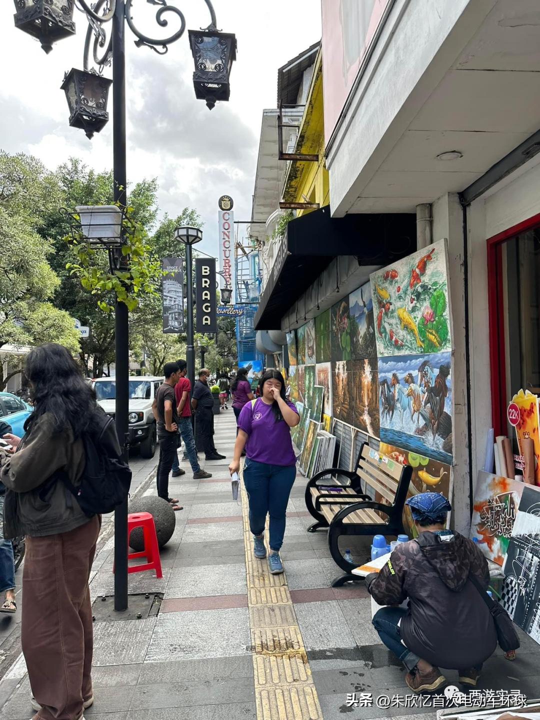 印尼进口中国火车车厢,印尼火车与高铁不一样