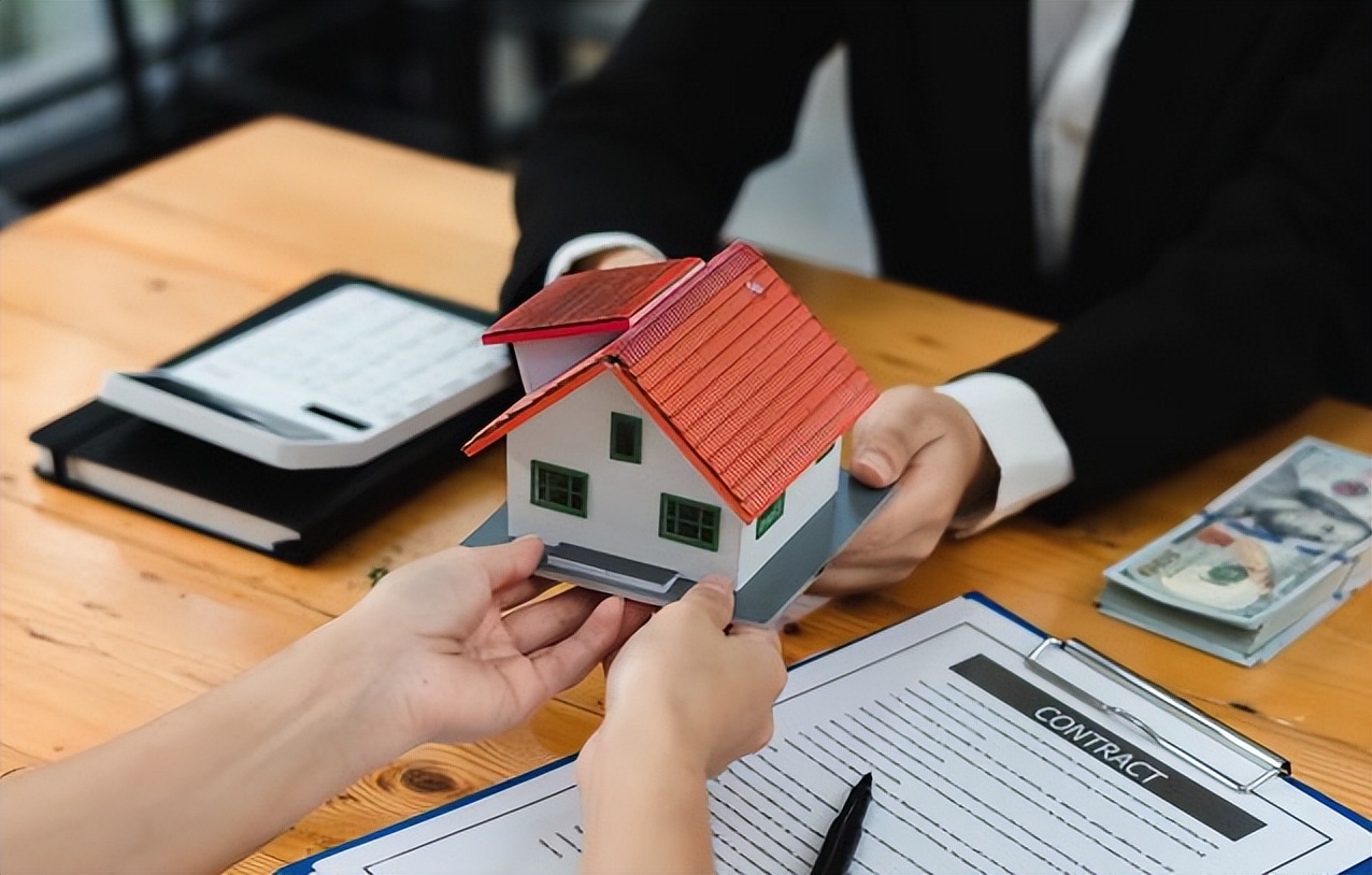 专业继承纠纷律师24小时在线咨询,房产继承咨询律师收费有什么标准