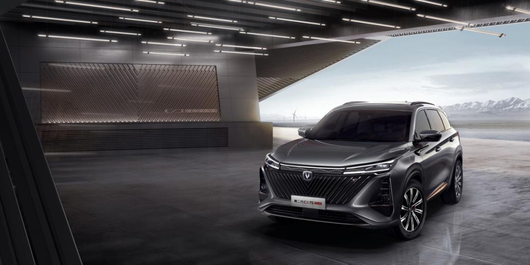 静态体验第二代长安cs75plus,第二代长安cs75plus符合你的气质