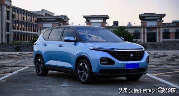 新宝骏rm-5七座手动挡低配价格,新宝骏rm-5最高配有什么配置