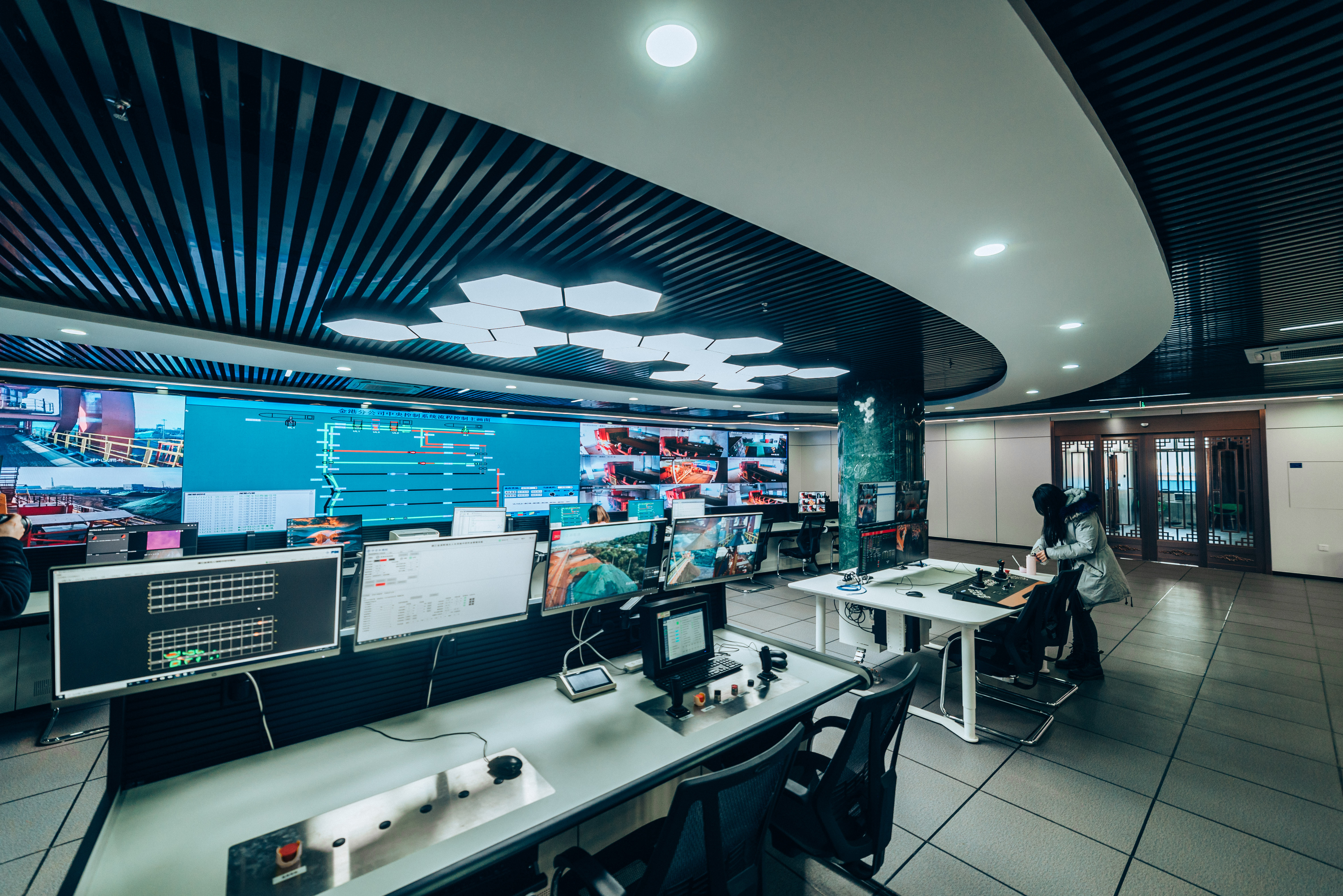 沿着运河看中国,沿着海岸线看苏州