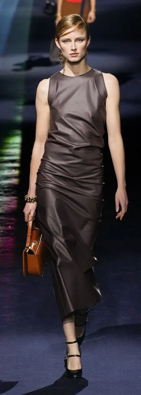 2023-2024秋冬流行趋势款式,2023秋冬流行趋势款式颜色