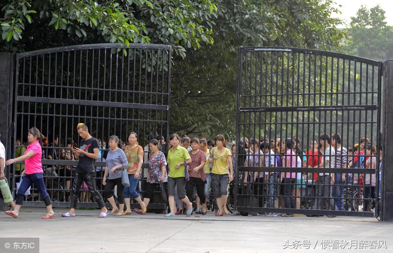 我,40岁被裁员,找不到工作街边摆摊,一年赚了50万