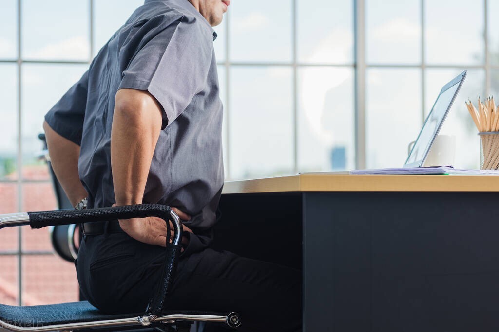 男朋友肛裂是怎么回事,男朋友花招太多该怎么办