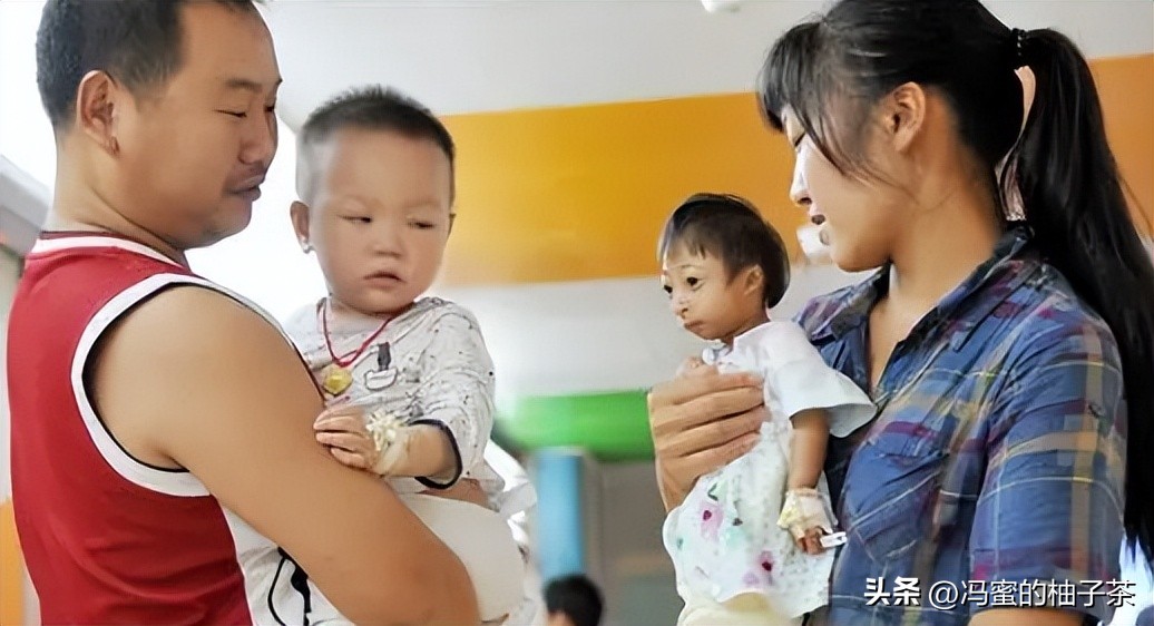 2009年湖南女子生下重2斤小猴子,湖南女子生了个小猴子上综艺节目