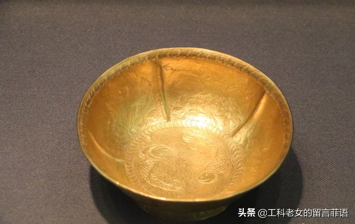 首博：流光溢彩的辽代金银器