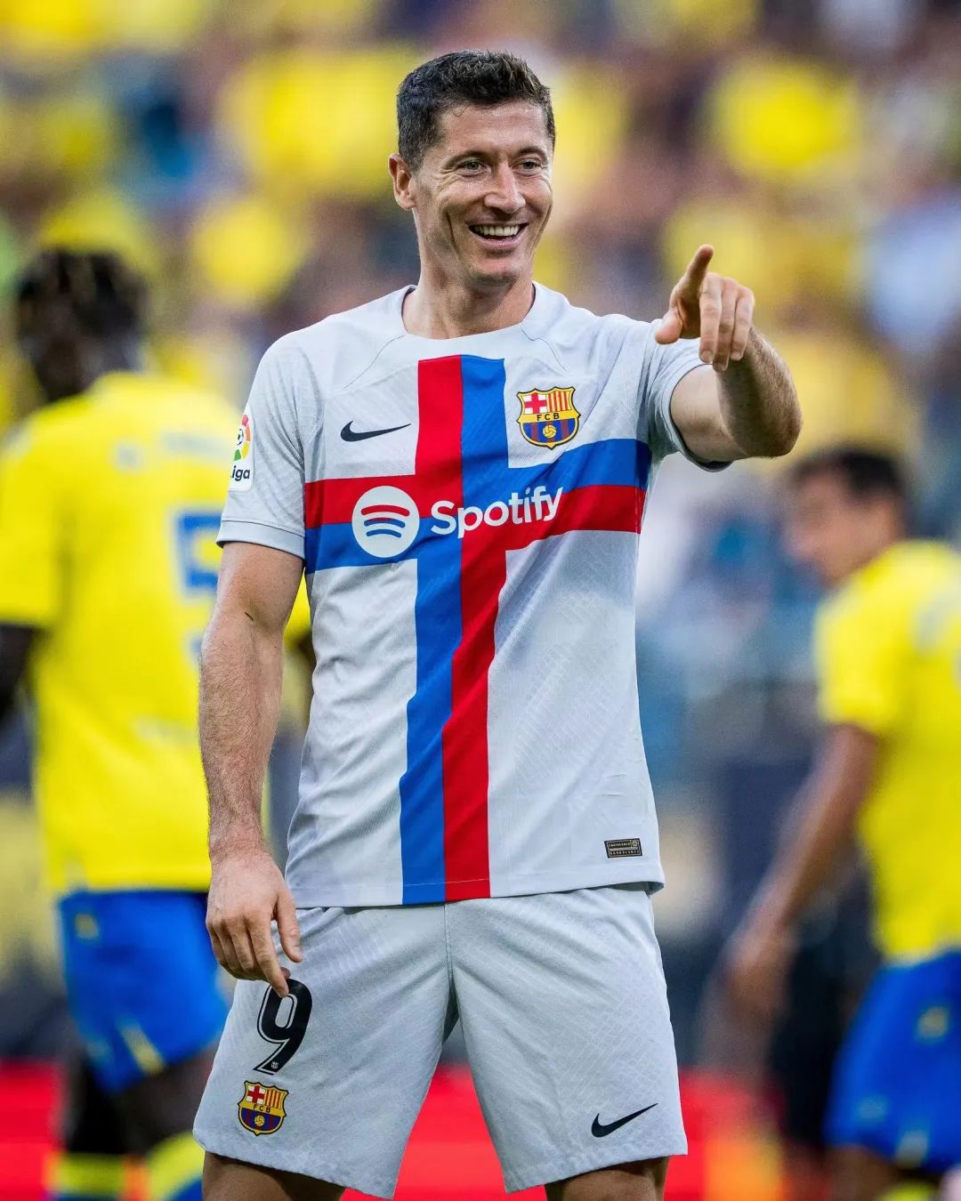 巴萨最后30秒门将助攻,巴萨历史助攻排名