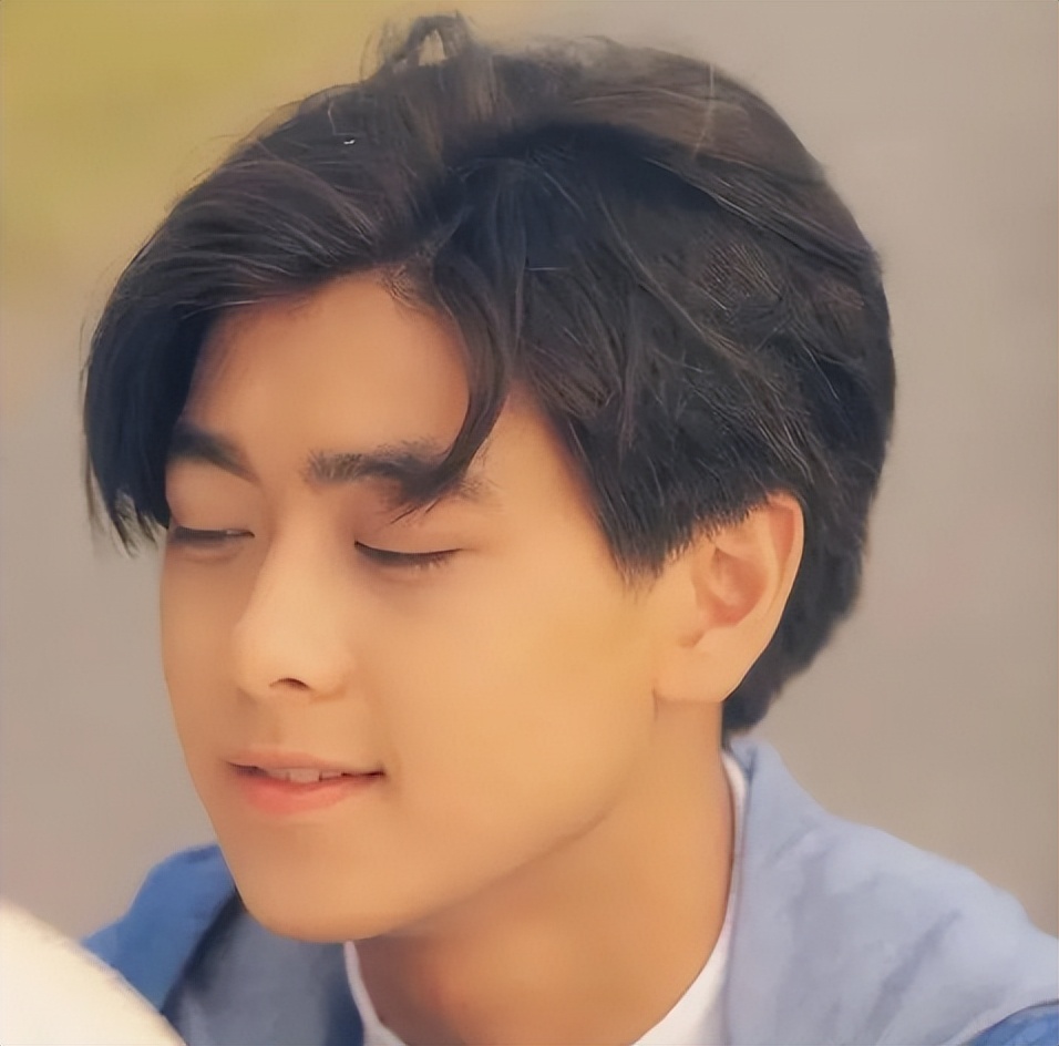 刚开始觉得自己配不上他,第一次觉得配不上他