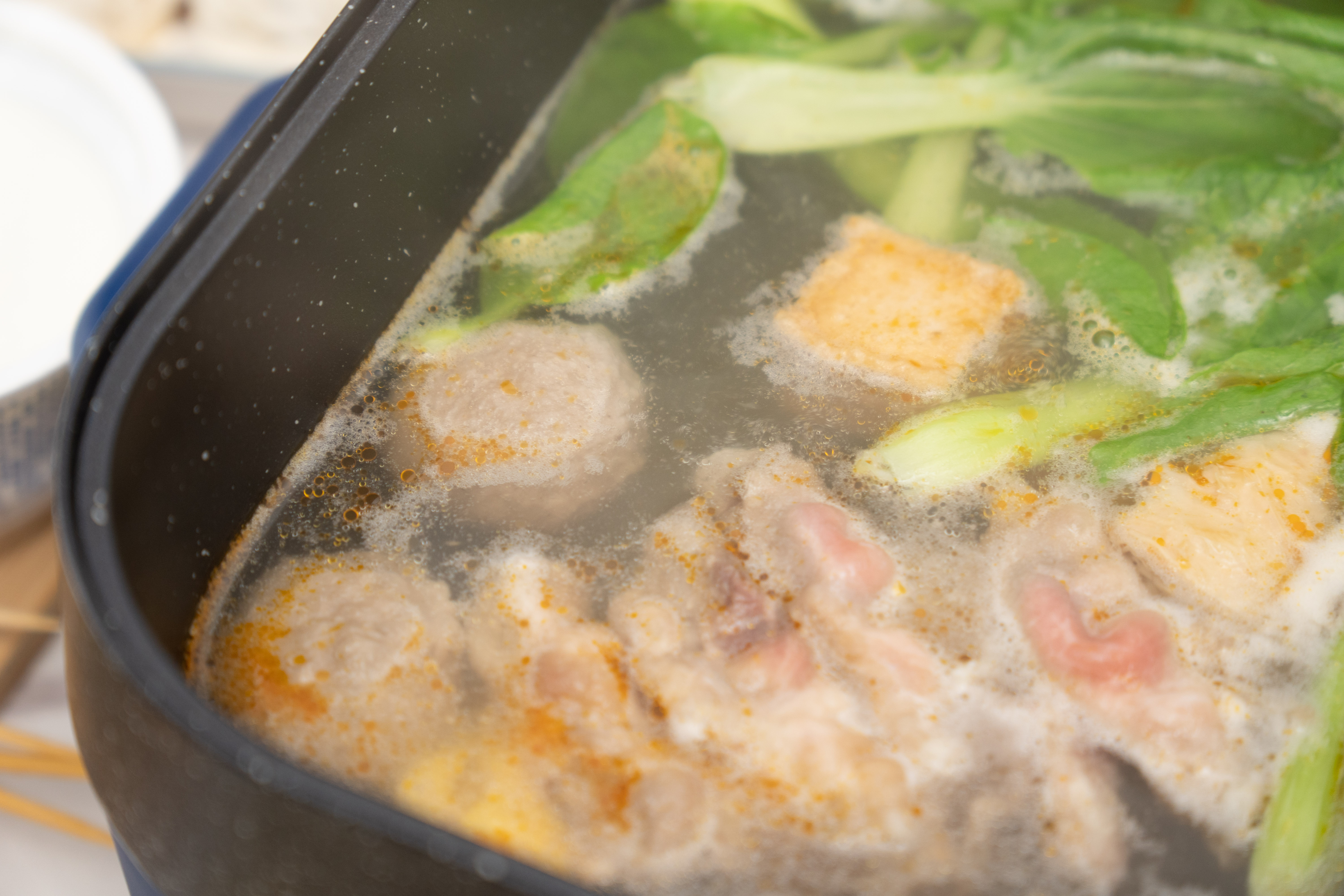 火辣辣涮烤一体自助火锅,旋转涮烤一体自助火锅