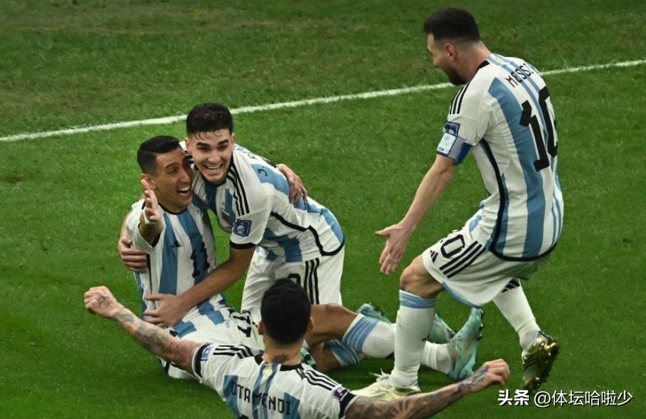 阿根廷队踢出完美半场！梅西创造历史，法国战术错误尴尬0射门
