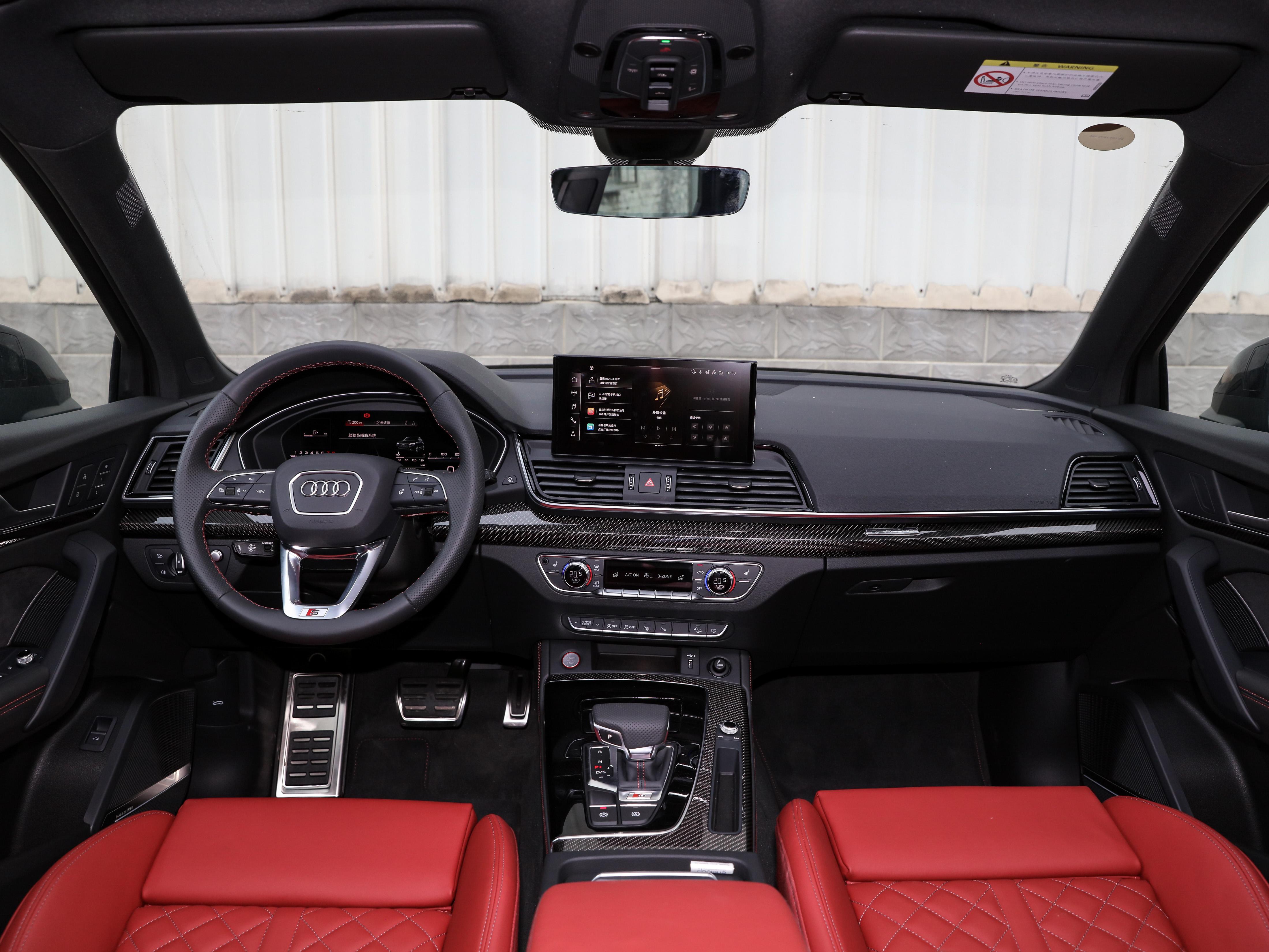 奥迪q5进口3.0t四驱顶配2011,奥迪q5lsportback和sq5sportback