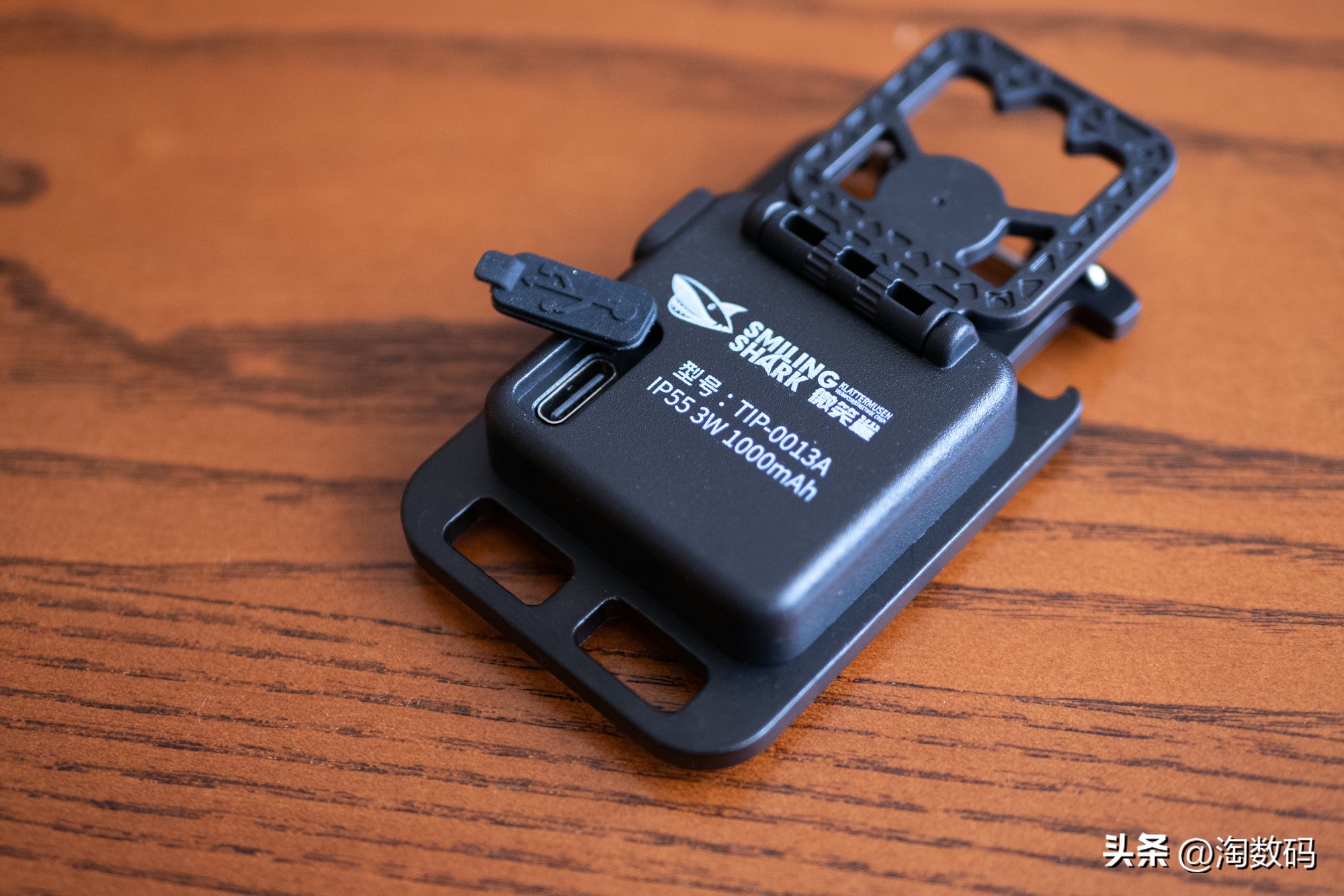 开酒瓶钥匙扣挂件最新款,开啤酒瓶钥匙扣挂件