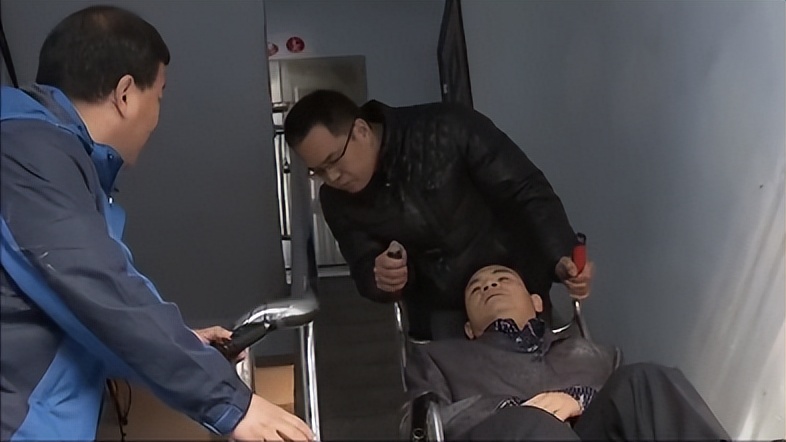 老人上下楼爬楼神器,老人不用电梯爬楼神器