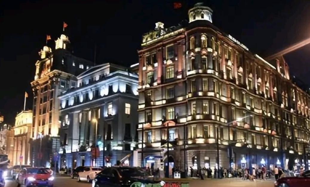 上海地标建筑群外滩打卡地,上海外滩最红地标