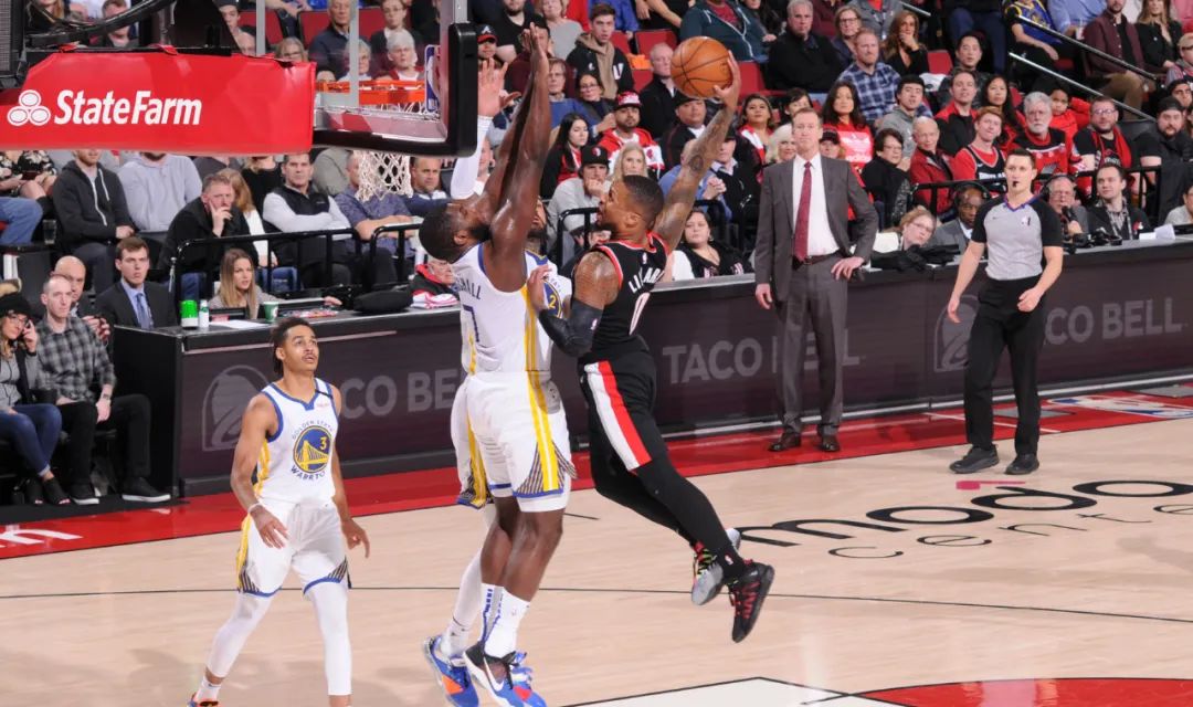 这一冠（2）|前路漫漫，破败中前行难掩快乐天赋