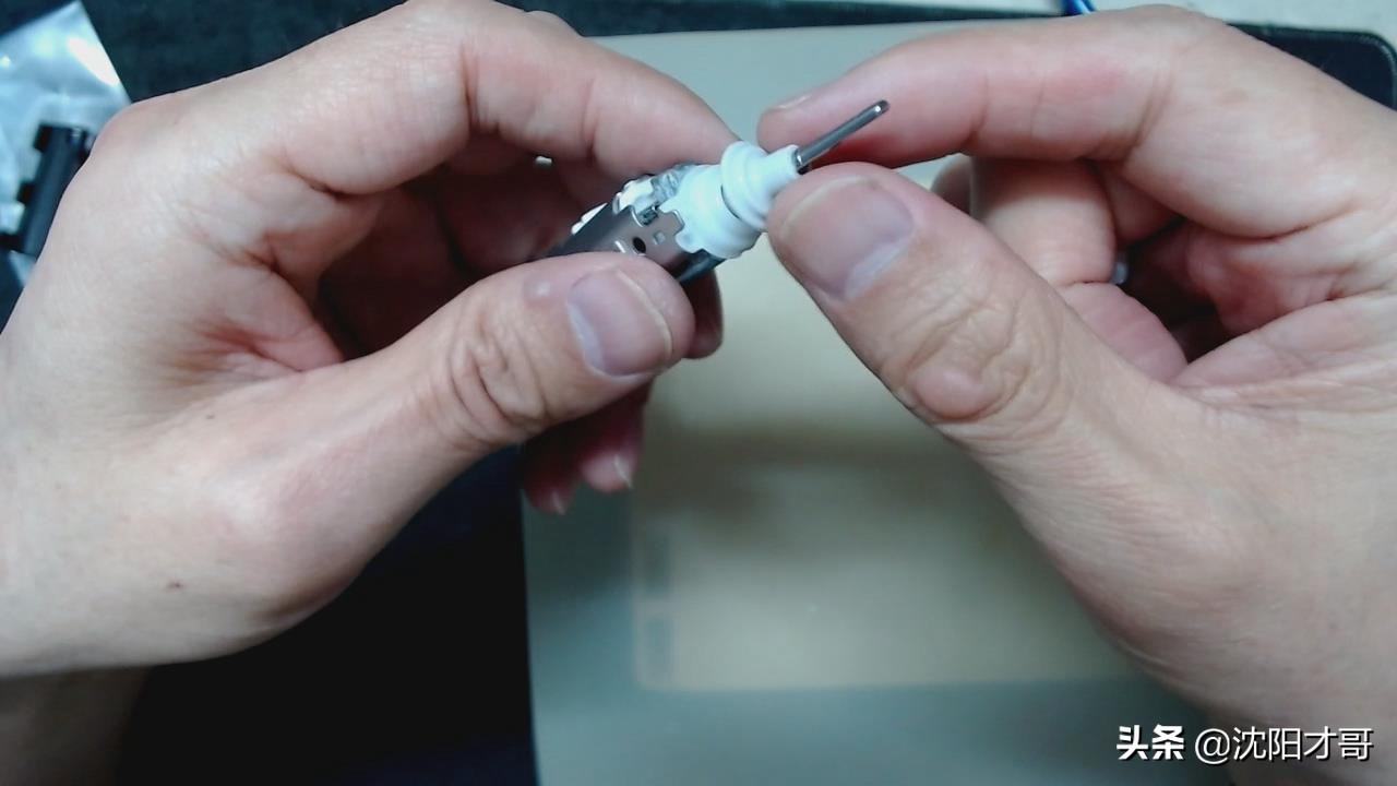 飞利浦hx9332和pro的区别,飞利浦电动牙刷hx6730和9332