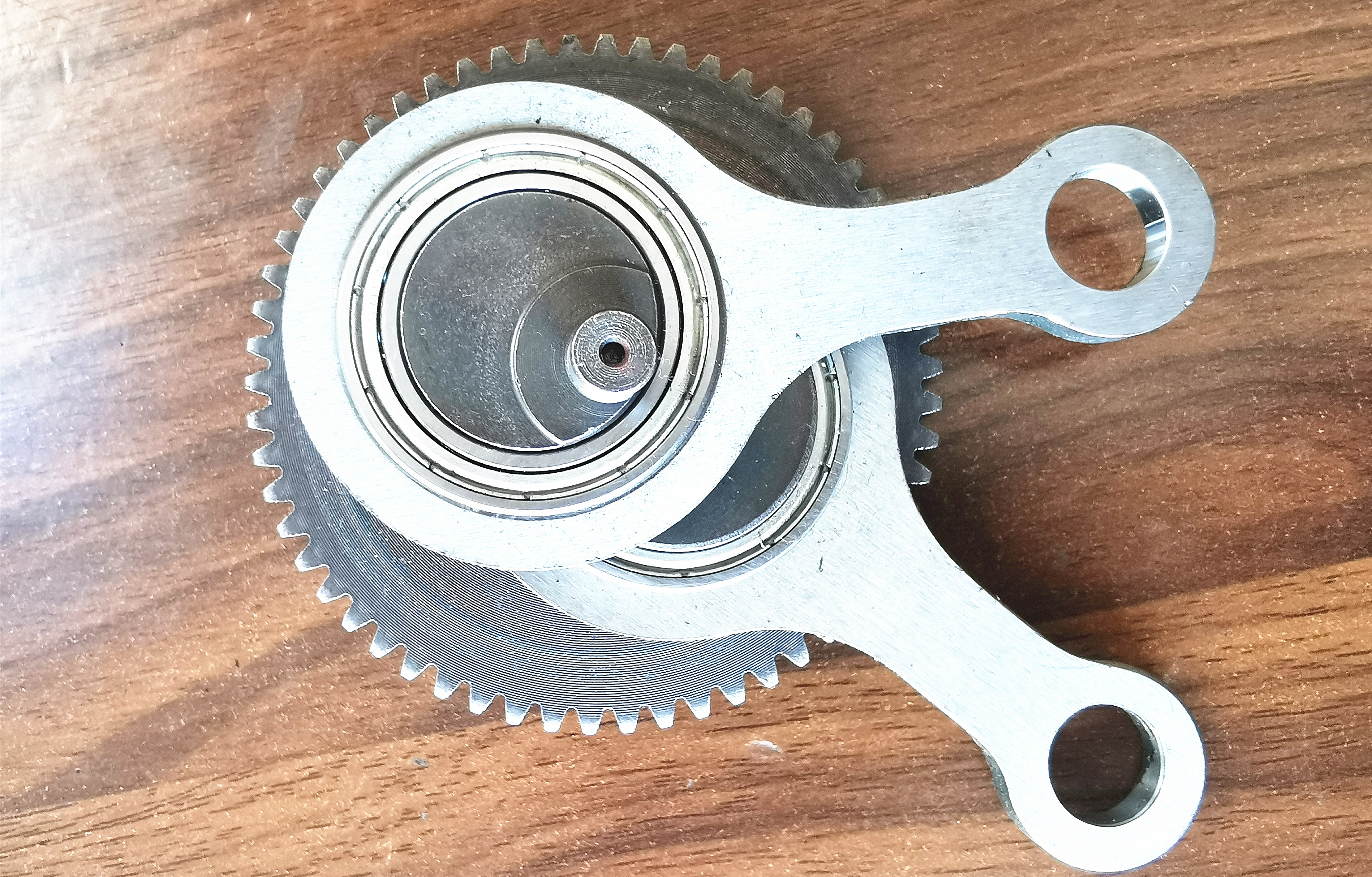 绿篱机传动总成,绿篱机传动齿轮更换