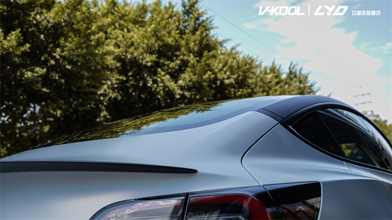 特斯拉model3改色镭射白,特斯拉model3改色流光溢彩