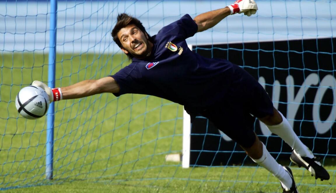 足坛十大前腰托蒂,托蒂在意大利地位