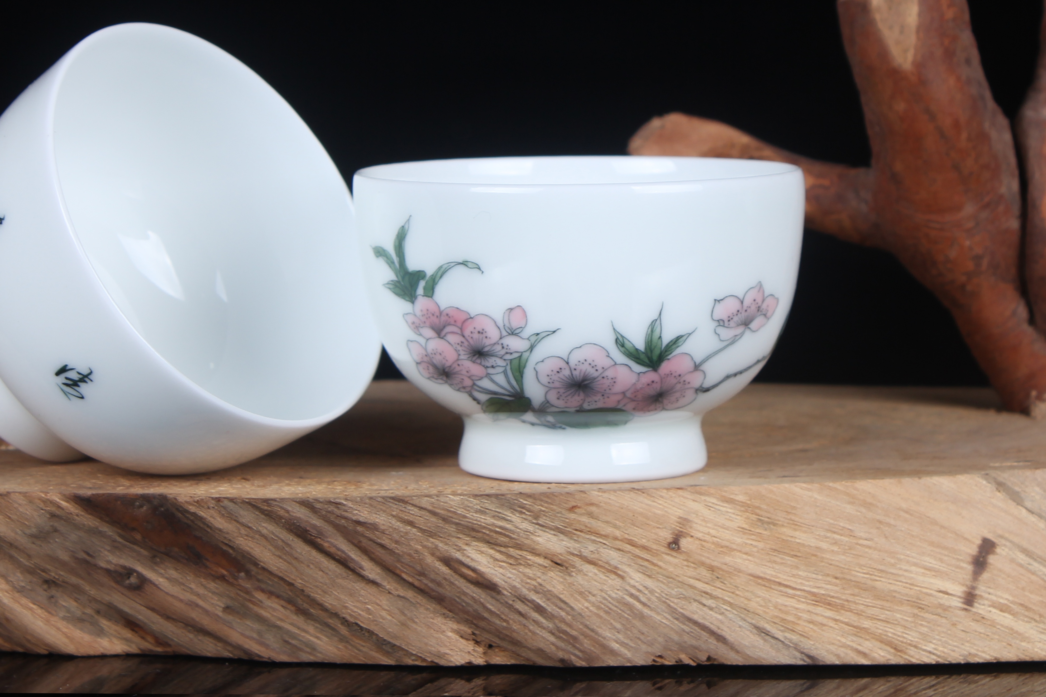 瓷器贴花和手工画区别,瓷器手工跟贴花的区别