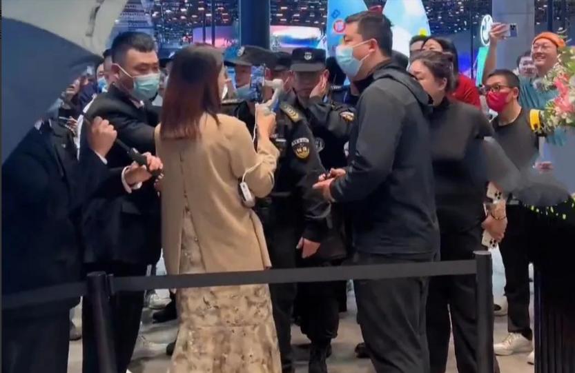 一盒冰激凌的曝光，将国人崇洋媚外的“劣根性”展现得淋漓尽致