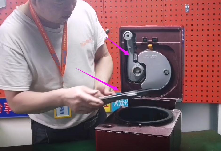 三菱电饭煲电路板坏了怎么维修,电饭煲维修技术图解说明