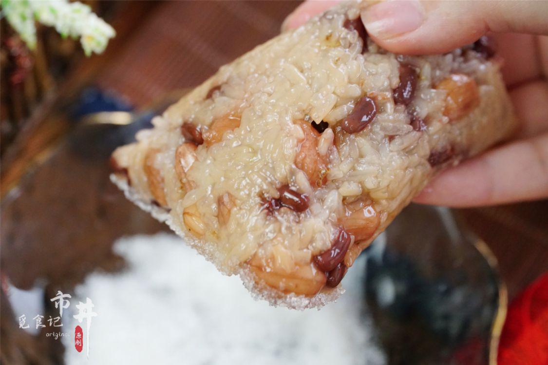 端午节当天煮粽子放什么一起煮,端午节应该怎么包粽子