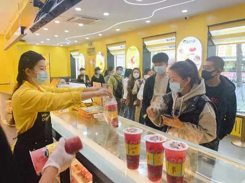 水果捞细分赛道,单日营业额破40万水果店