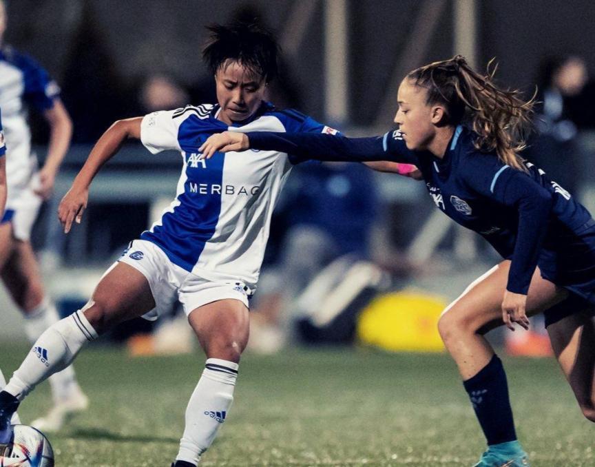 谁助攻张琳艳头球,张琳艳停球过人