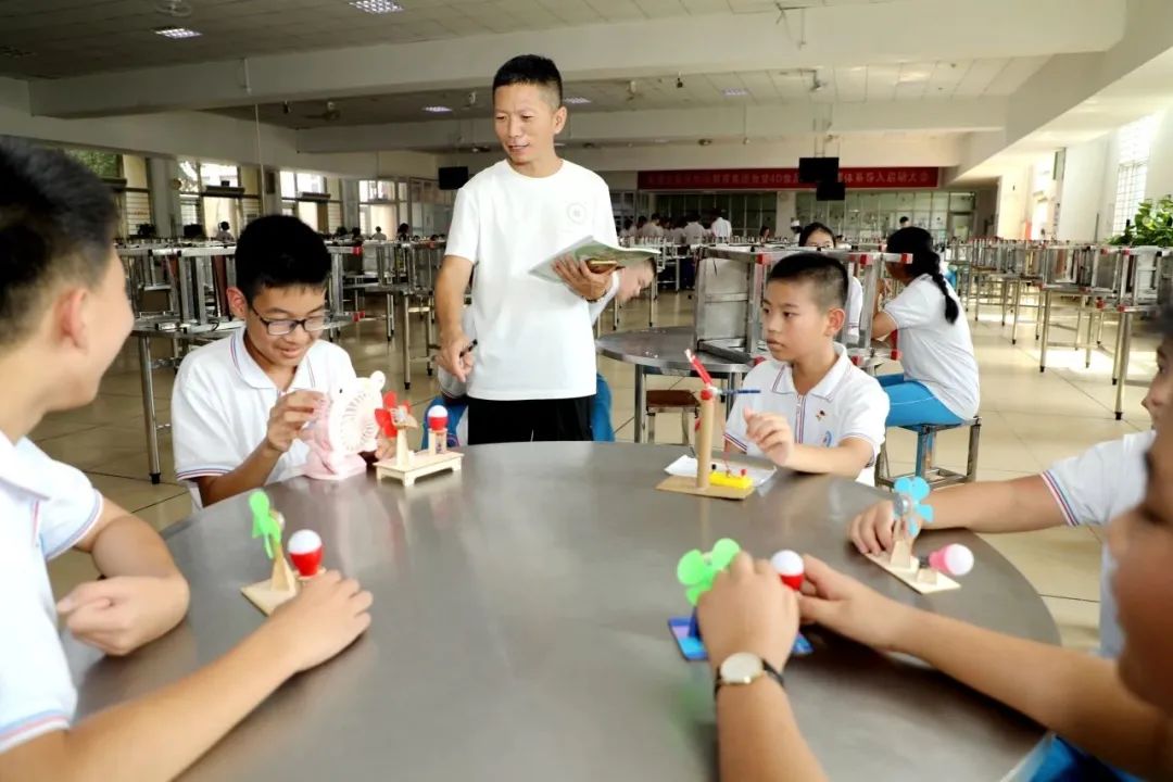 全面+特色！华辰学校为学生们带来一堂深度体验式的劳动教育课