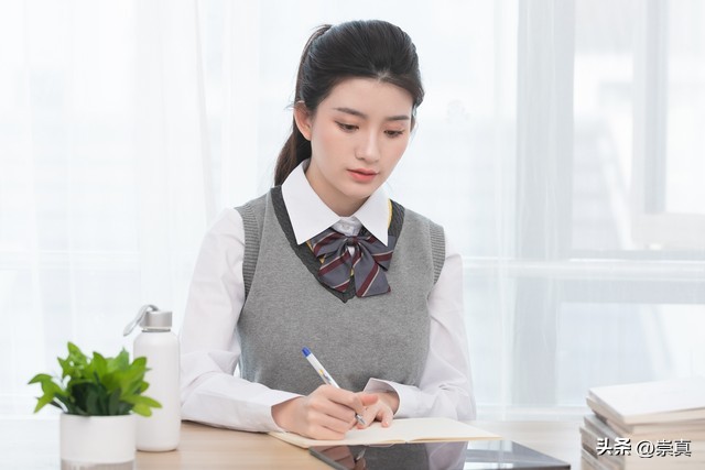 女生当校花的好处,哪种女生才能算是校花