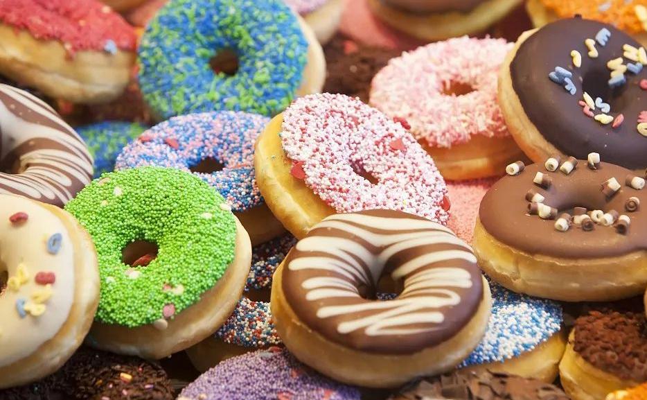 隐私部位的毛发变白，意味着体内有疾病吗？能不能刮掉？