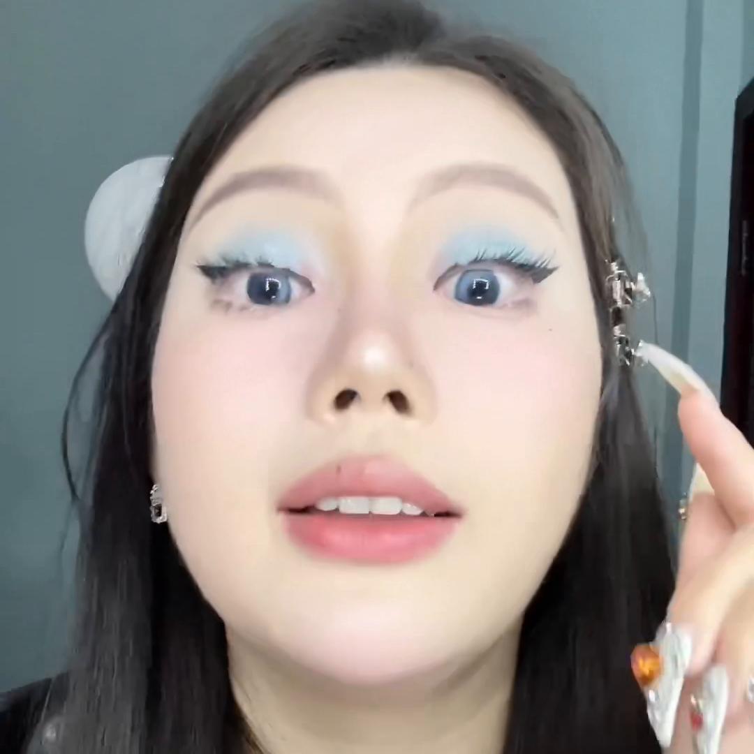 杈呭姪鐪煎奖,榛樿鐪煎奖