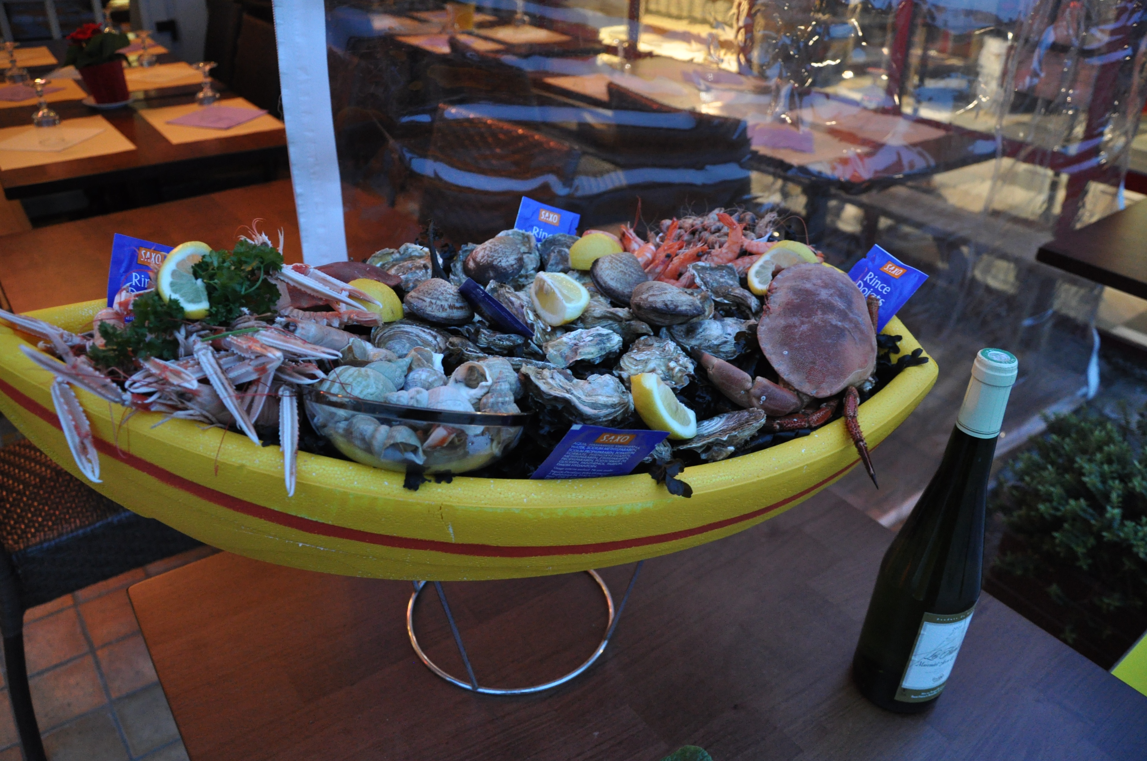 生蚝之都康卡勒：凯撒大帝太阳王拿破仑三世青睐，美味流传两千年