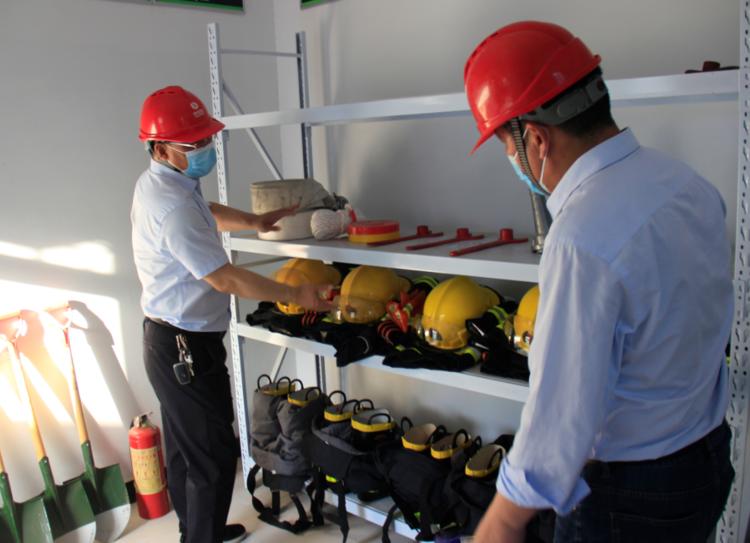 致敬五一农民工坚守岗位,致敬劳动者五一活动