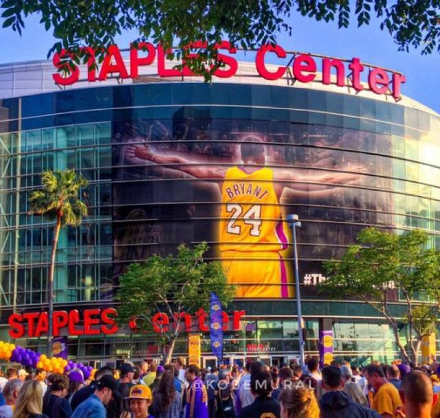 足坛近20年巨星排名中排名第6位,中国足球队12强排名榜