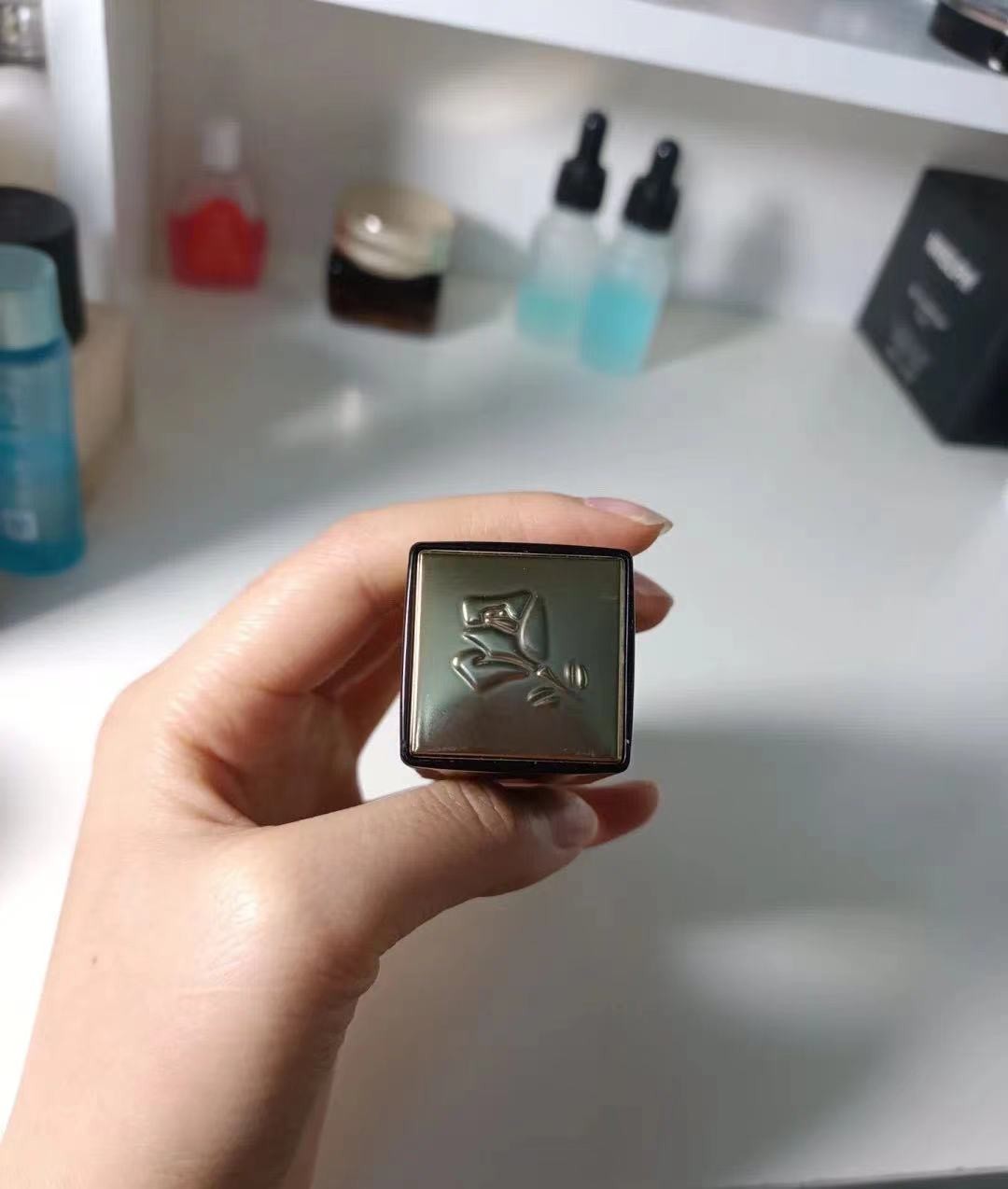 大牌美妆鉴别小程序,大牌化妆品鉴定真假小程序