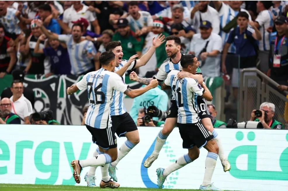 梅西对阿根廷队员训话,阿根廷梅西正名