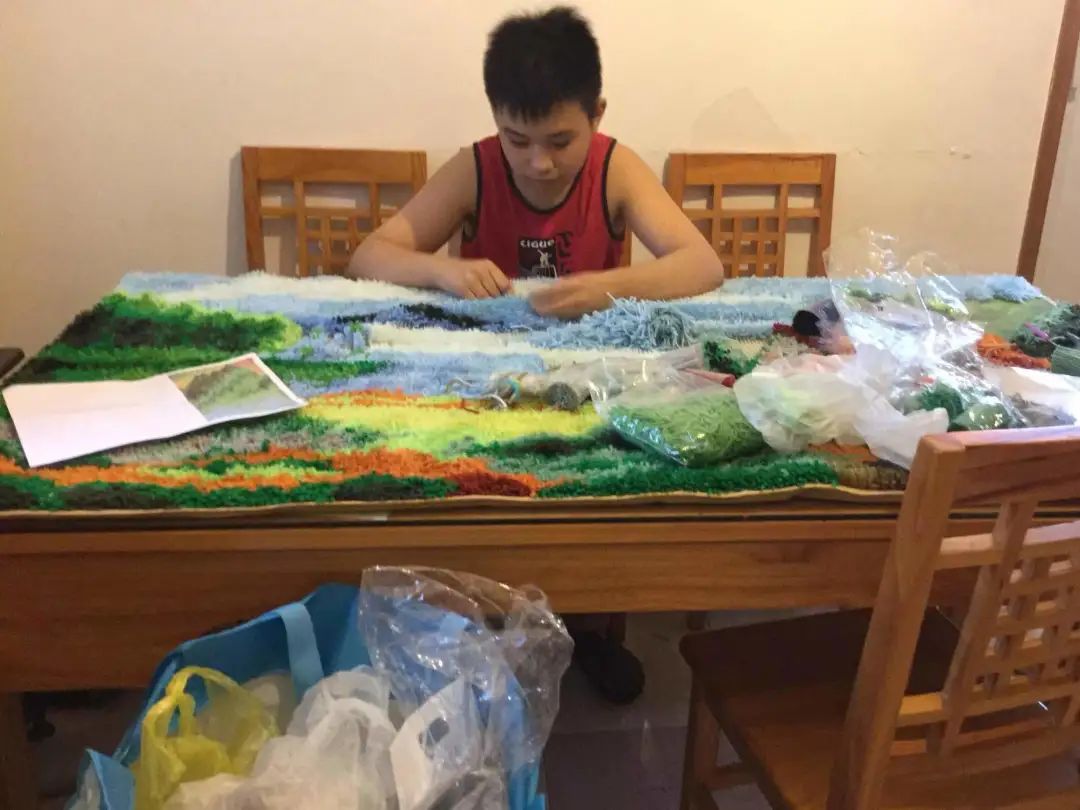 家长花五十万为孩子治疗自闭症,美国对自闭症儿童的干预