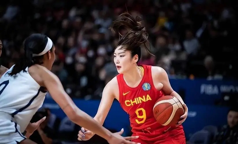 大快人心，李梦商业代言被队友顶替，50万收入拱手让人