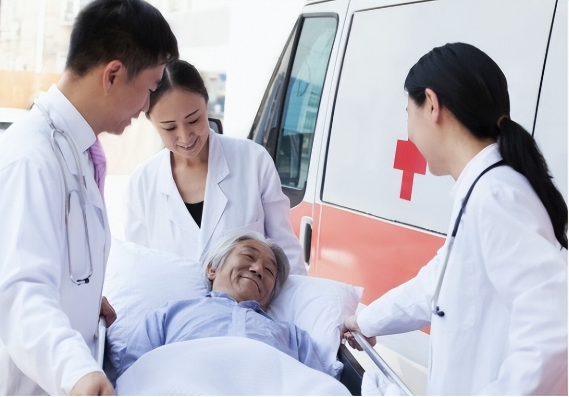 脑梗塞引起的焦虑症怎么办,脑梗塞发作时最迫切的急救方法是