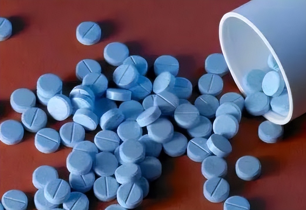 5元和50元的奥美拉唑,95块的奥美拉唑