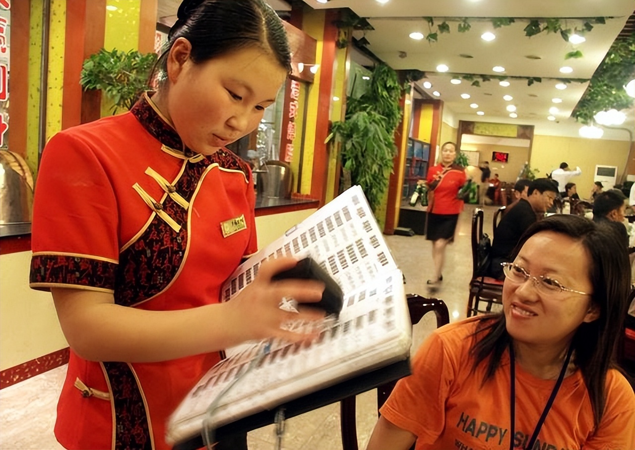 请客吃饭怎么让领导点菜,请客吃饭的技巧与感悟