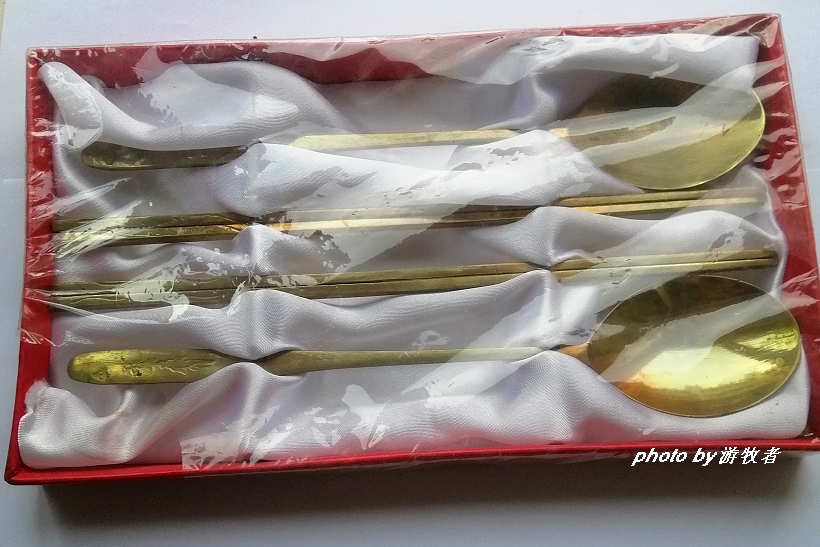 去朝鲜旅游，什么商品值得买？回国后送给亲戚朋友都喜欢