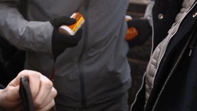 跳脱衣舞、卖淫、做*女妓**，用身体撕破世纪丑闻，求求别辜负她！