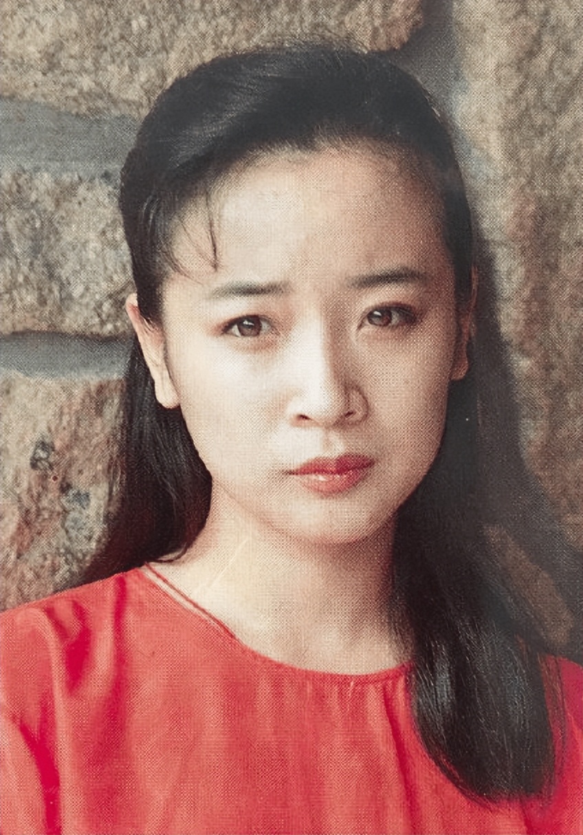 酒驾、卖假货、多次出轨，这4位“老艺人”晚节不保？