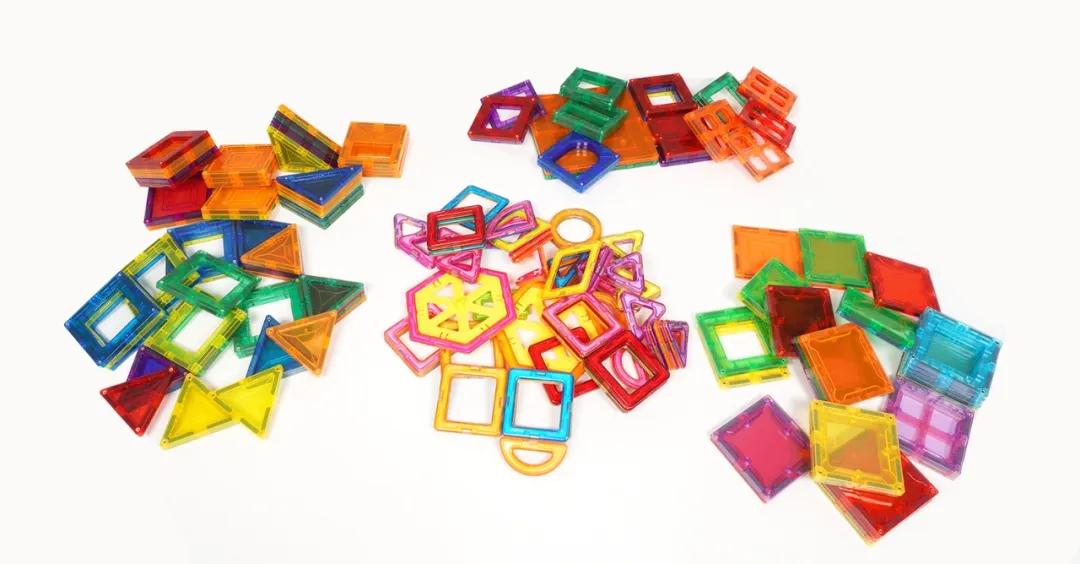 磁力片和磁力棒的差别,究竟该买哪种磁力片